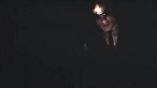 Guy fucks mature brunette's twat