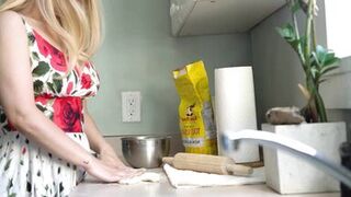 PAWG Milf Cheats with Plumber Creampie