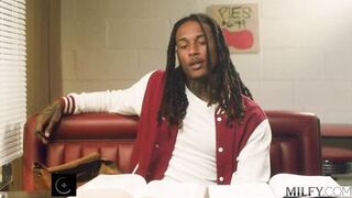 Andie Anderson can't resist Jay Hefner's BBC - MILF pussy fingering & doggystyle action