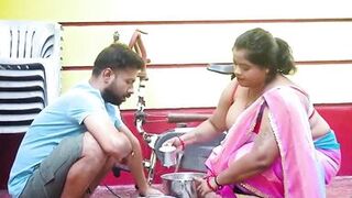 Watch Mampi, the Indian BBW with massive natural tits, take it deep in her throat and pussy - 4 image