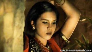 India's Erotic MILF Seduces Herself with Sensual Indian Sex - 6 image