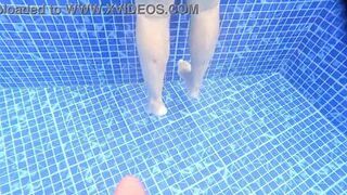 Kinky Alevalsex & Dweybigass crave rough sex in the pool for their creamy pussy