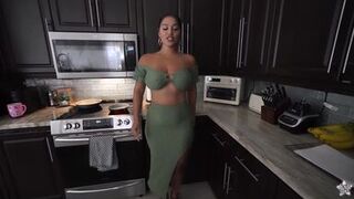 Stepson's huge cock drills his stepmom's massive booty in Real Sex Tonight on Fuckdate - 2 image