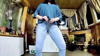Watch The Bad Guy dominate MilfyCalla's curvy body and wet mouth with his cam and cum-filled puffy jean - 1 image