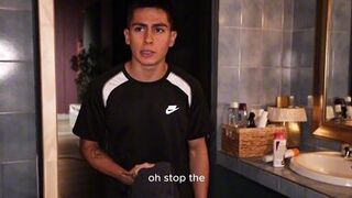 Stepmom Angelica Gomez takes her stepson's big towel for a wild ride - 4 image