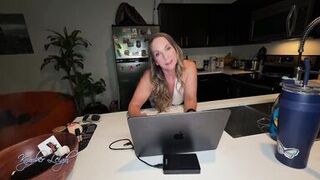 Kymber Leigh and London Ford's POV homemade handjob video will make you drool with lust! - 3 image