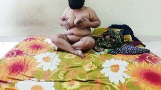 Horny Tamil MILF gets divorced and ready for some hot action - 3 image