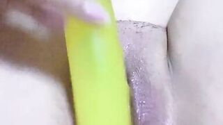 Dildo and squirt 203