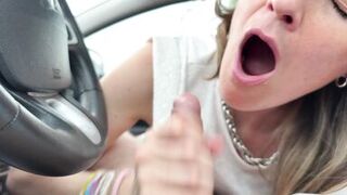 I fuck a MILF in a parking lot and she swallows my cum