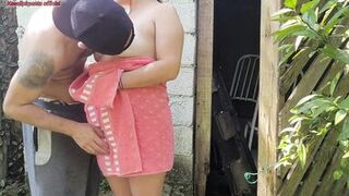 Shower doesn't work, married woman asks the farm's caretaker for help using just a towel and pays with sex