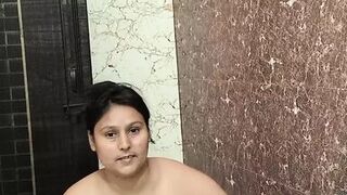 Puja bhabhi bathroom blogs