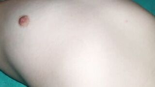 MILF gets pussy massage with a big cumshot