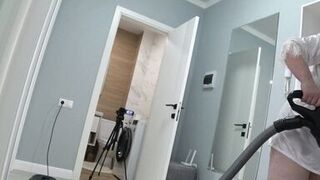 Big Ass Under a Short Robe Busty Mature Housewife with Hairy Pussy Behind the Scenes. Homemade PAWG - 15 image