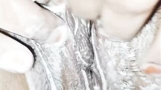 Indian Hot Deshi Bhabhi bathing