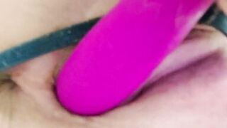 Sexy MILF Plays with Wet Pussy - 10 image