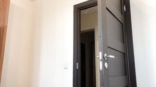 A big man offered a slutty milf a new iPhone for a blowjob