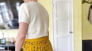 Stepmom Tests to See If I'm Gay