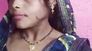 Desi sexy wife first video for introduction