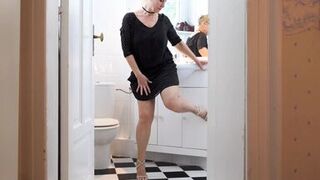 Amateur Blonde Mature Wife Enjoys Sex Games in Heels