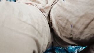 XXX Desi Stepdaughter Caught Calling Her Boyfriend Than Fucked Her Own Stepfather