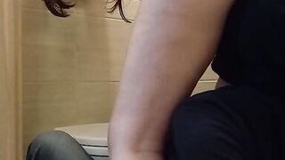 MILF Ass worship in the toilet