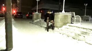 New Year's Eve night walk in nylon tights without a skirt