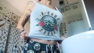 Toothbrushin for Sexy Savannah