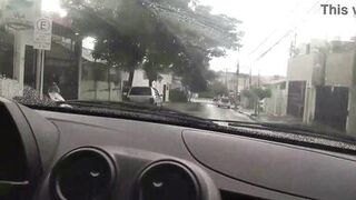 Motorista de Uber gozou na boca da passageira que pagou a corrida com boquete - Completo no RED e no Sheer