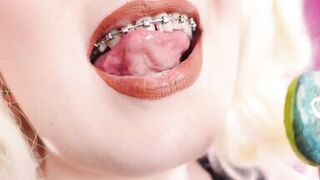 Asmr Video: Lipstick, Mesh Gloves and Lollipop (arya Grander)