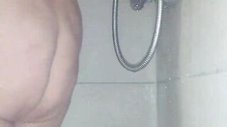 The marriage slut Carmen in the shower