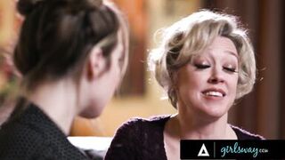 Girlsway - Stacked Pornstar Dee Williams Fucks A Super Fan Hard While Cosplaying Her Anime Character