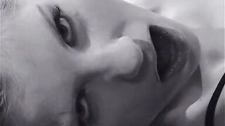 Sexy dildo fucking lesbian hookers carpet munching juicy pusy in bed