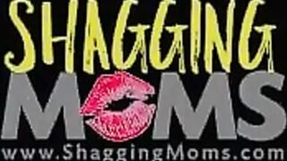 Brunette babe sucks a cock in the gym and gets fucked on machines