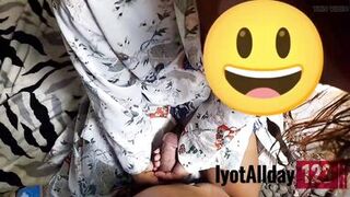 My wife enjoy fucking with big cock stranger he met at the park.