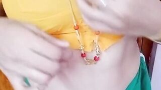 Meera Tamil wife saree show - 3 image