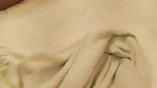 I'm married and my husband surprised me, I discovered that he wanted to be a cuckold