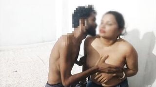 Desi Indian Modern Milf Bhabhi Gets Fucked With Facial By Pizza Delivery Boy
