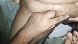 Bhabhi ne Apne Chut Ko Clean Save Karaya