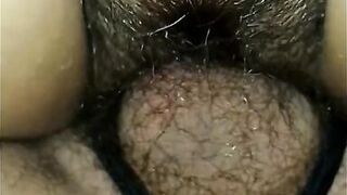 Tonight my boyfriend has put on a gift and shows me his delicious cock that I can't stop sucking as well as I do. Do you like it