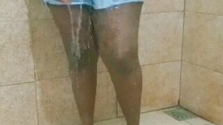 shettyy new bath video