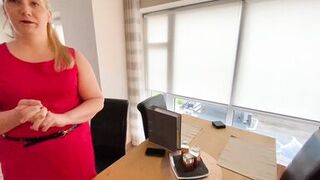 I want him now! Tax advisor squirts his cream down my throat!