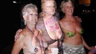 STUNNING WOMEN 19 (fantasy fest)