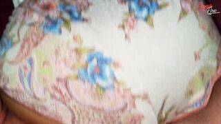 Accidentally a creampie that I gave to my stepmom MILF