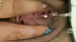 MilfyCalla- Pee is sooo tasty