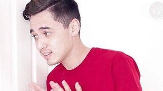 MILF Natasha Nice is taken by surprise with Mother's Day Massage - S17:E9 - 6 image