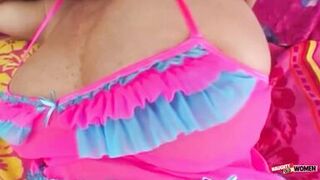 Only this MILF pussy can satisfy a guy and make him cum on her face