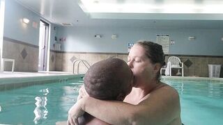 Wet-humping in the pool