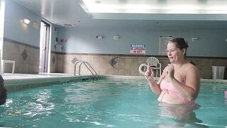 Wet-humping in the pool