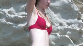 Outdoor hardcore sex under sunny weather Webcamgirls want