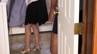 Mature MILF Fucks Neighbor Boy - 4 image
